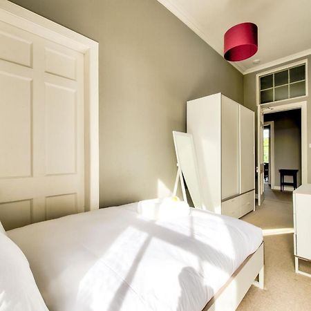Joivy Bright & Spacious Apt In Stockbridge エディンバラ エクステリア 写真