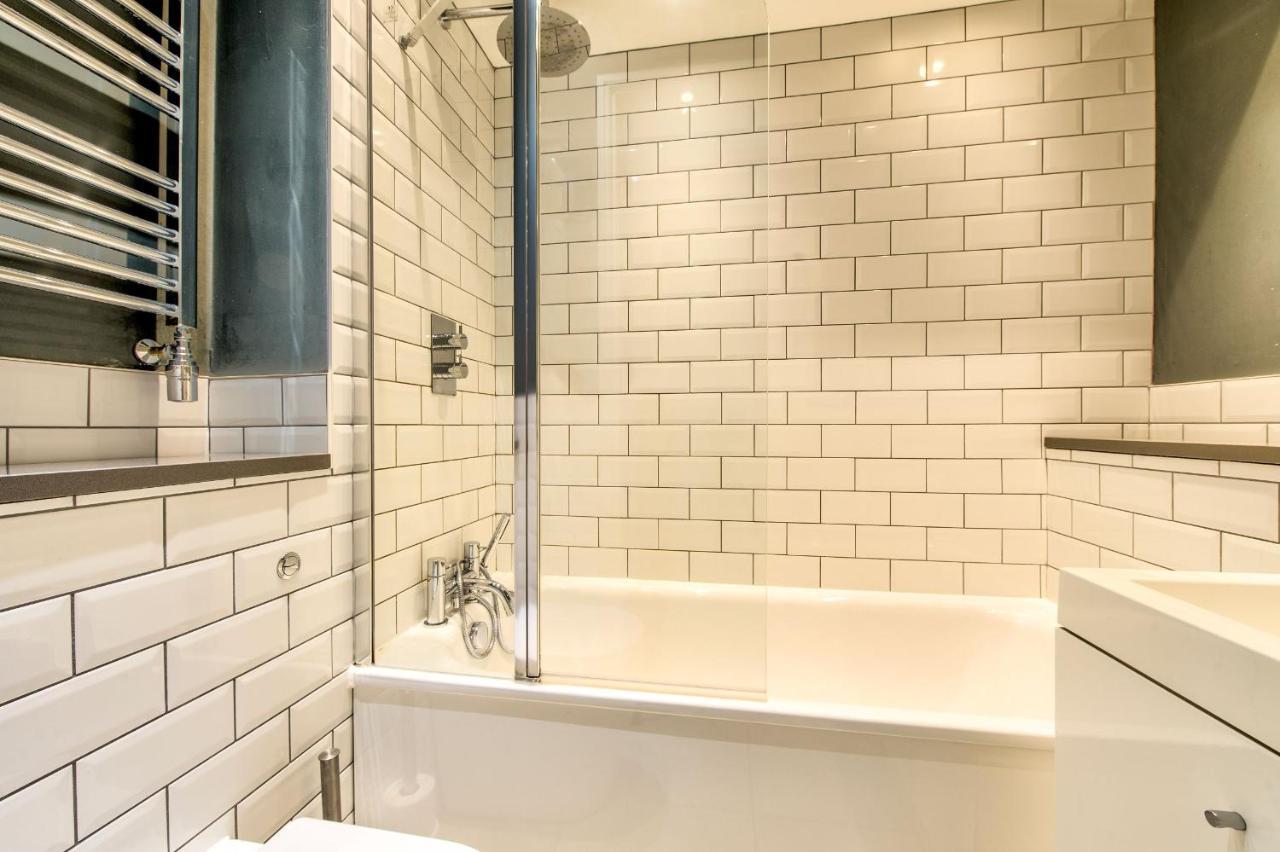 Joivy Bright & Spacious Apt In Stockbridge エディンバラ エクステリア 写真