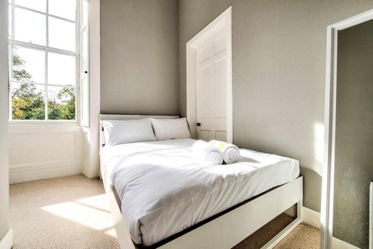 Joivy Bright & Spacious Apt In Stockbridge エディンバラ エクステリア 写真